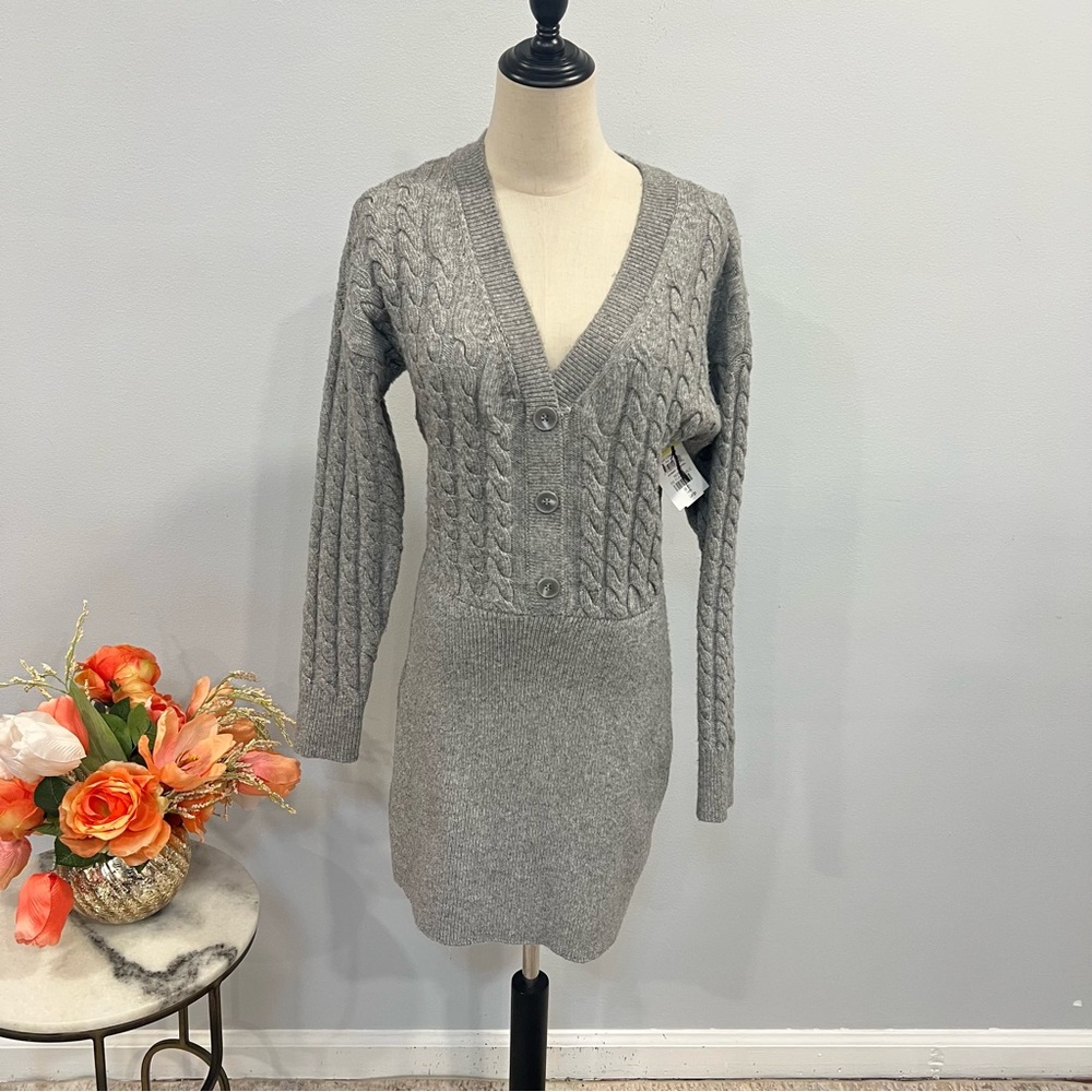 Steve Madden Gray Cable Knitted Long Sleeves Short Dress - Size Large - Reemoly